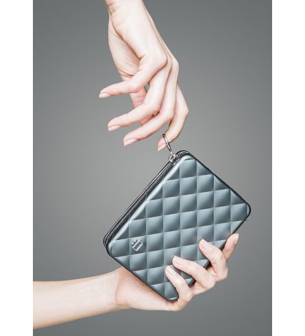 Ögon Quilted Passport Black